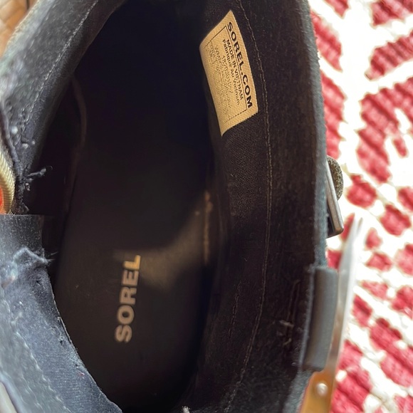 Gray Sorel booties - Picture 5 of 8